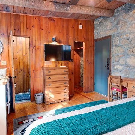 The Furry Lodge Double Ste 2&3 Waynesville Zewnętrze zdjęcie