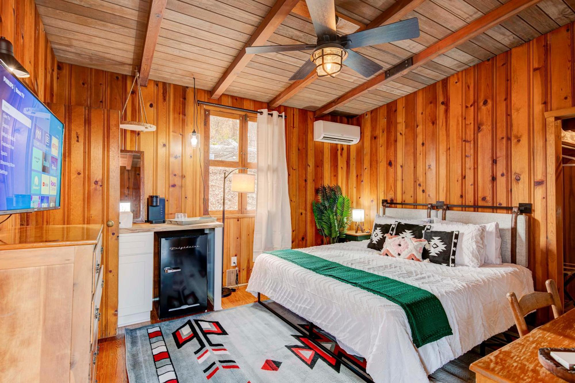 The Furry Lodge Double Ste 2&3 Waynesville Zewnętrze zdjęcie